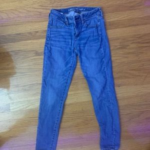 American Eagle jeggings with no distress